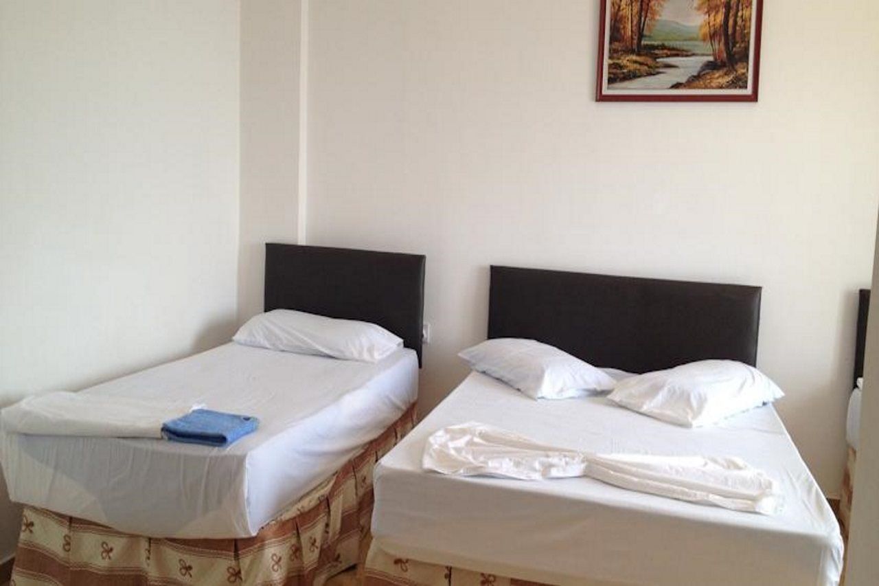 Mucobega Hotel Sarande Exterior photo